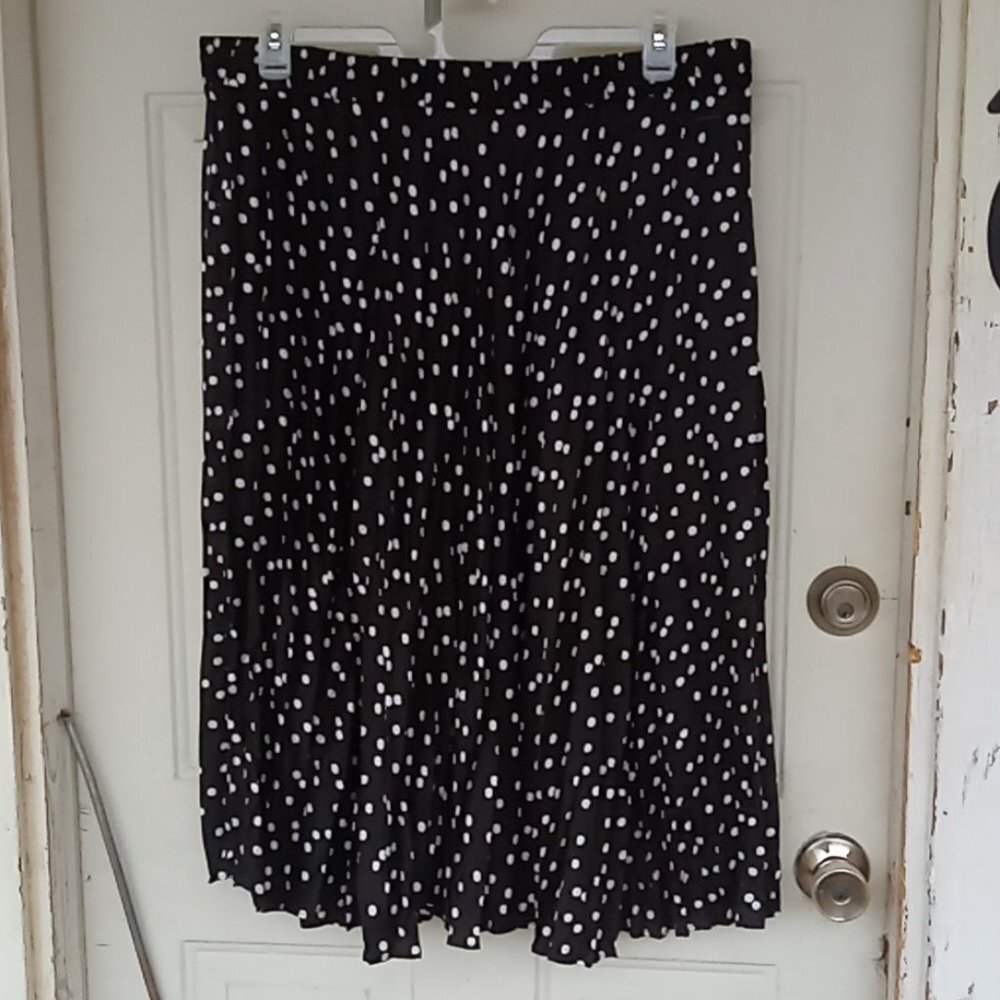 Womens Black with White Poka Dot Midi Skirt Size 2x (20)
